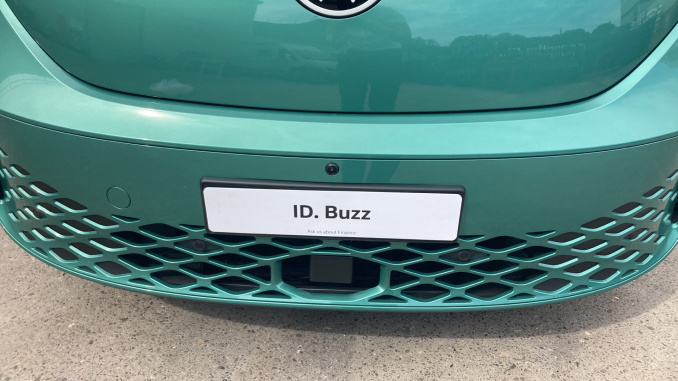 Volkswagen ID. Buzz 210kW Style Pro 86kWh 5dr LWB Auto [7St/Design+] Electric Estate - Image 35